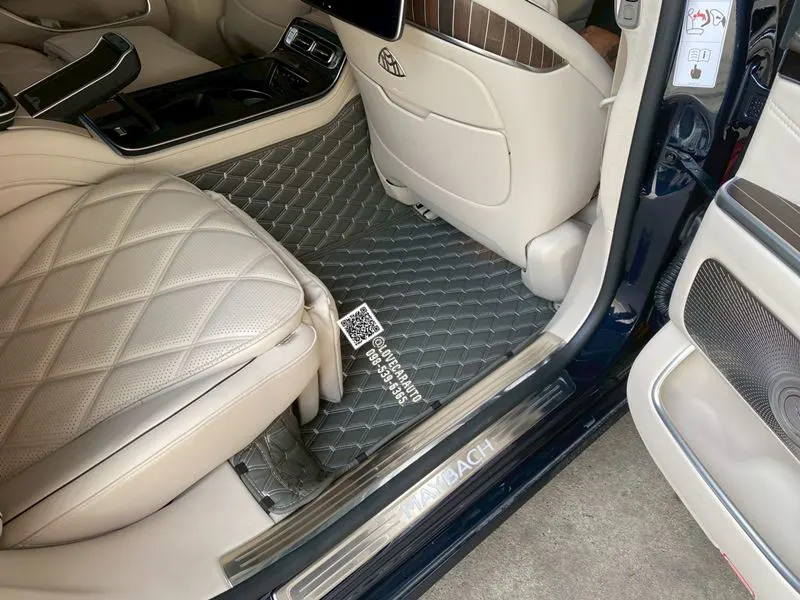 พรมปูพื้นรถยนต์ 6D Benz S580e W223 (Maybach) พรมvvip สีเทา
