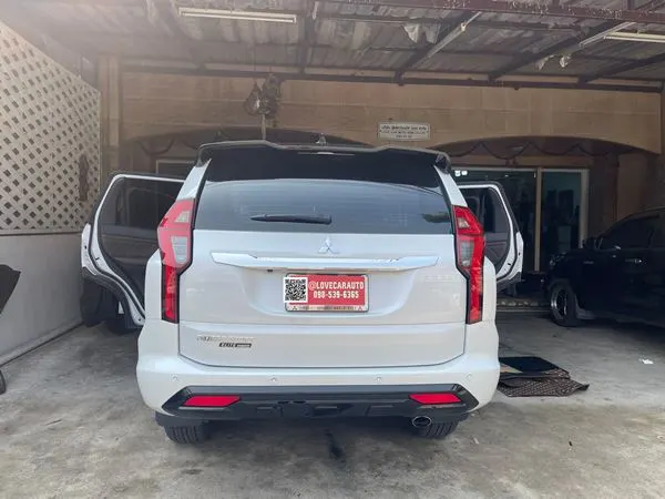 พรมปูพื้นรถยนต์ 7D Mitsubishi Pajero sport 2025 สีกาแฟ+ไวนิลน้ำตาล