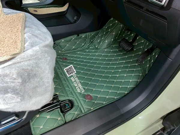 พรมปูพื้นรถยนต์6D Geely Riddara สีเขียวด้ายทอง เสริมดักฝุ่นสีครีม