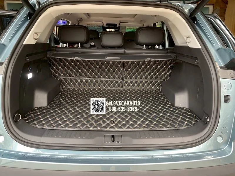 พรมปูพื้นรถยนต์6D Jaecoo7 vvip สีดำด้ายทอง