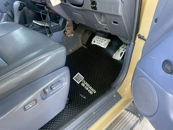 พรมปูพื้นรถยนต์ Toyota Land Cruiser prado95 กระดุมเล็กสีดำขอบดำ